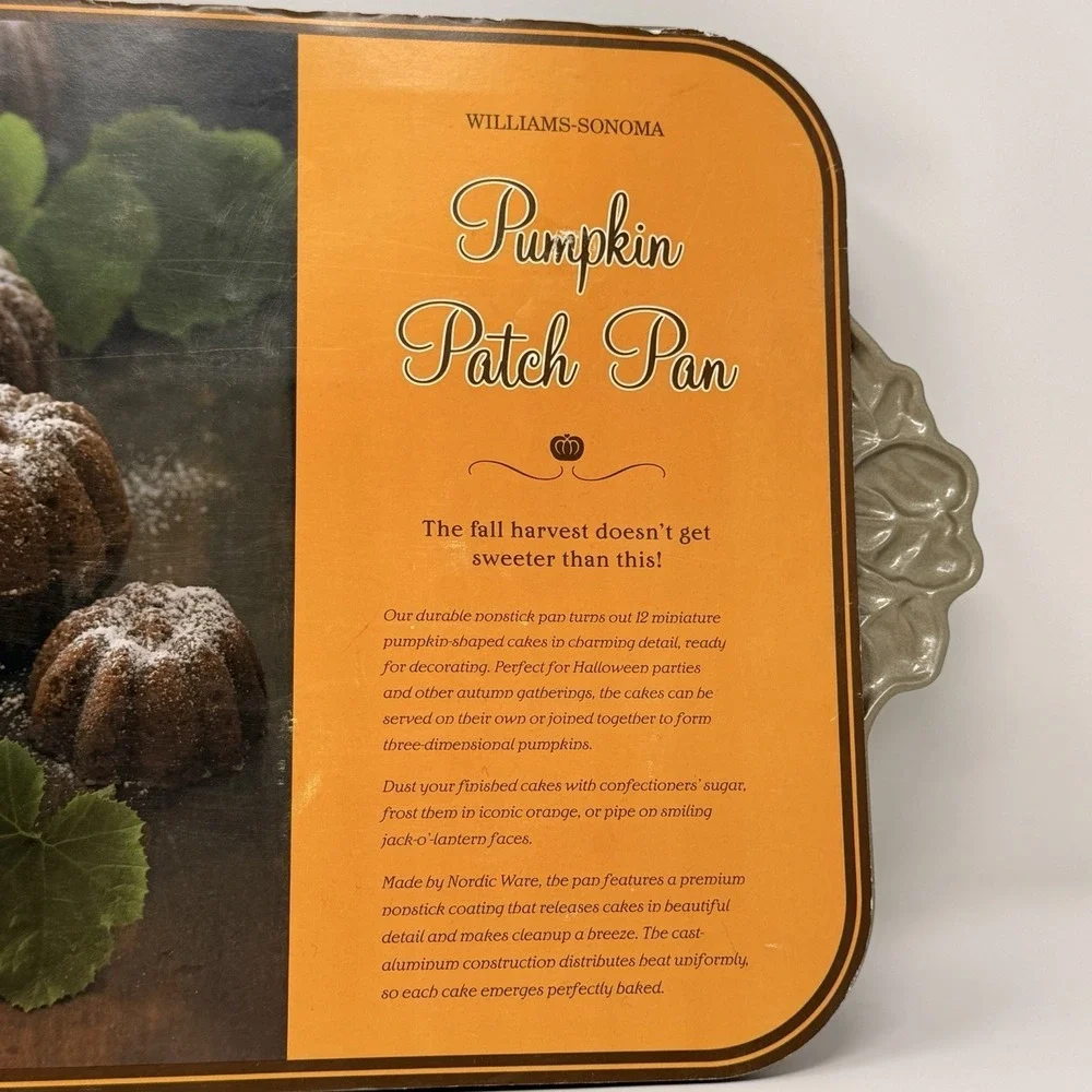 Williams-Sonoma Nordic Ware Cast Aluminum Pumpkin Patch Pan 12 NEW Mini Cakes